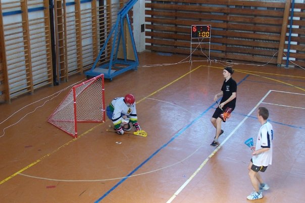 ZÁKROK BRANKÁRA PAMPÚCHU PO STRELE S.BANIARA